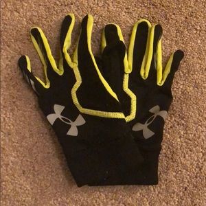 Black Under Armour Running Gloves